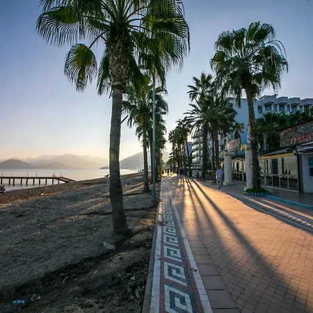 Bora Beach Flat مرمريس