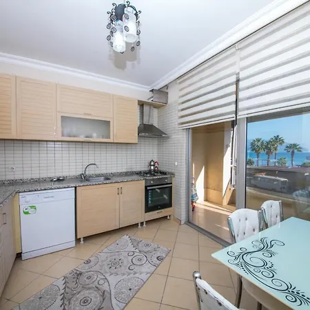 Bora Beach Flat *